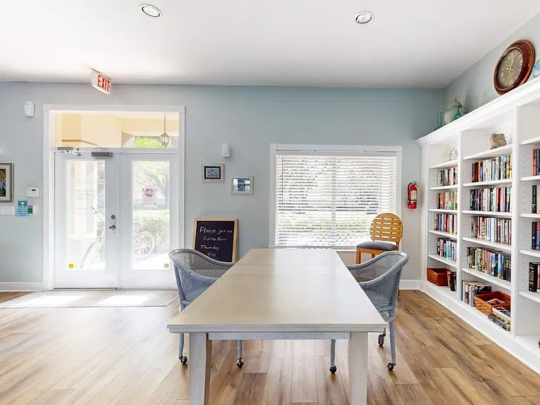 350 Robin Hood Cir #202 — Photo 33