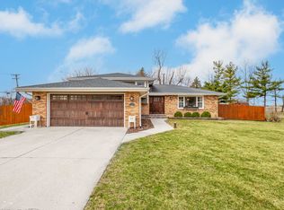 16960 S Plainsman Ct, Plainfield, IL 60586