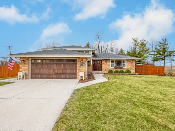 16960 S Plainsman Ct, Plainfield, IL 60586
