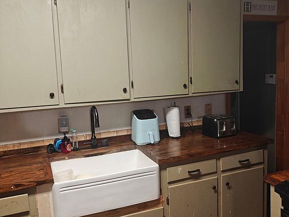 3rd image of 883 Mud Creek Rd