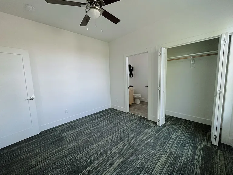 1108 S Main St — Photo 21