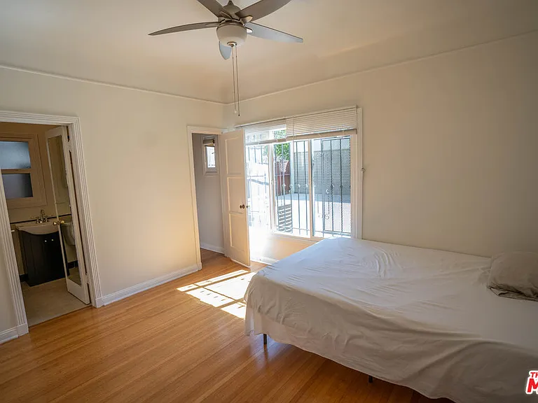 1210 S La Jolla Ave — Photo 28