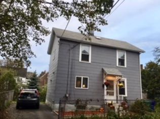 13R Lincoln Rd, Newton, MA 02458