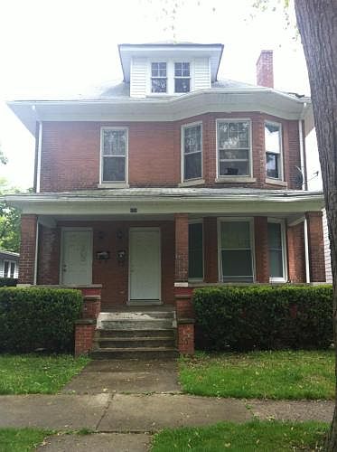 2nd image of 629 N Genesee St