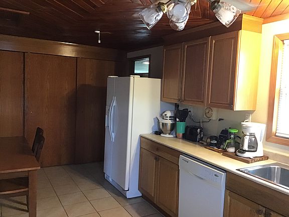 5th image of 1316 Cottonwood Dr