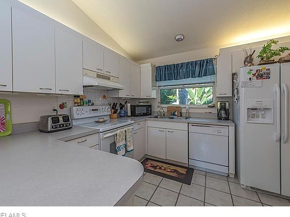 4th image of 370 Emerald Bay Cir Unit N8