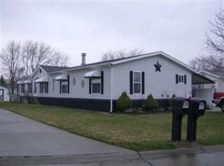 145 Island Dr, Elyria, OH 44035