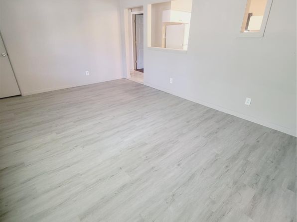 209 Cool Valley Dr UNIT 211, Fenton, MO 63026