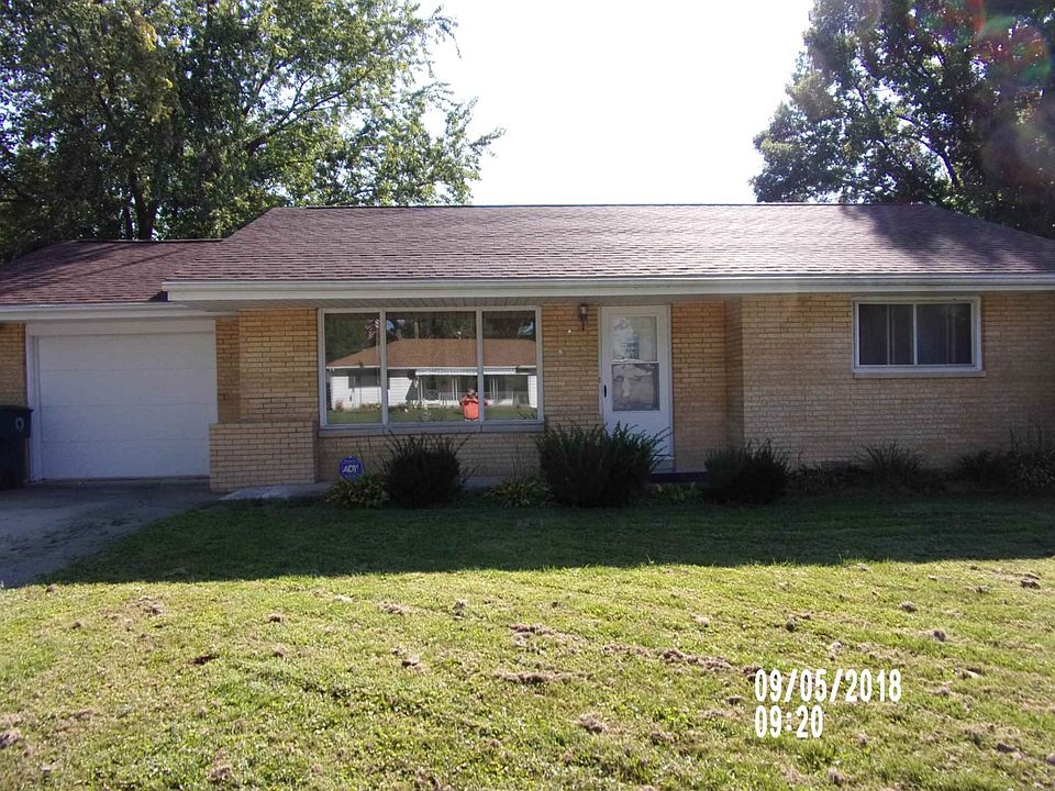 1st image of 1606 S Meeker Ave