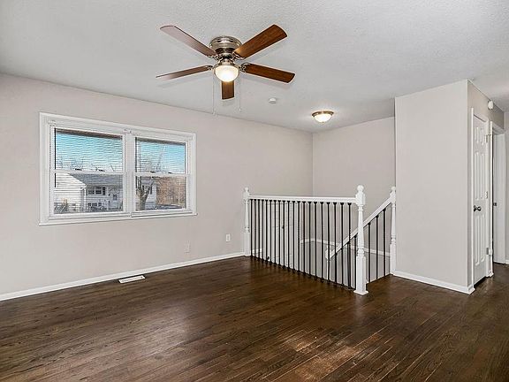 4th image of 18625 E Arrowhead Ln