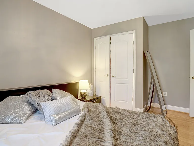 4900 Sunset Ln — Photo 50