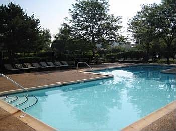 3rd image of 863 Benedetti Dr APT 101