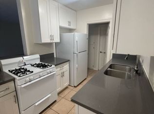 1 Bdrm, 1 Ba With Community Pool!, Long Beach, CA 90805