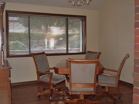 4th image of 2344 Knollwood Dr