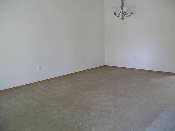 3rd image of 5015 21st Ave SE