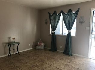 305 Grove St NE APT A, Albuquerque, NM 87108