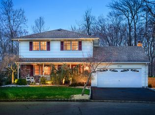 45 Douglas Dr, Clark, NJ 07066