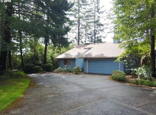 1717 Arch Ln, Brookings, OR 97415