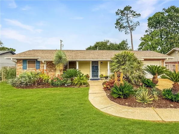 121 Matthews Dr, Slidell, LA 70458