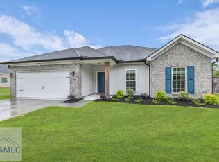 1489 SE Arnold Dr, Allenhurst, GA 31301
