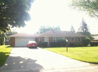 1130 Sunny Ln, Saginaw, MI