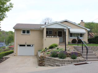 1815 Morris Ave, Jeannette, PA 15644
