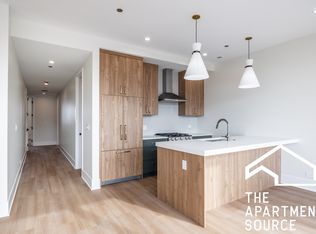 1614 W Grand Ave, Chicago, IL 60622