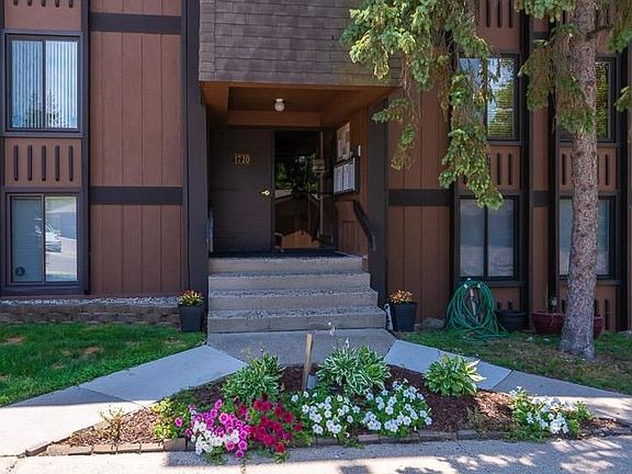 3rd image of 1720 S Grove St APT 205C