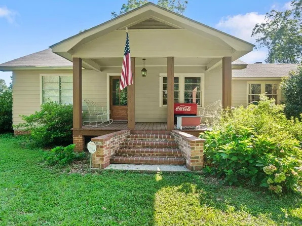 693 Joe Perrett Rd, Laurel, MS 39443