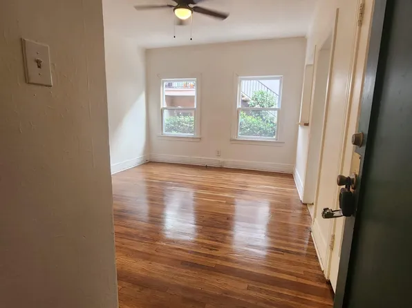 210 N Kenmore Ave APT 4, Los Angeles, CA 90004