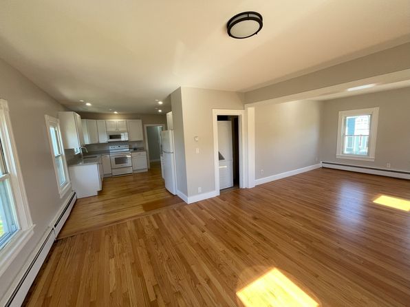 39 Trumbull Ave #2