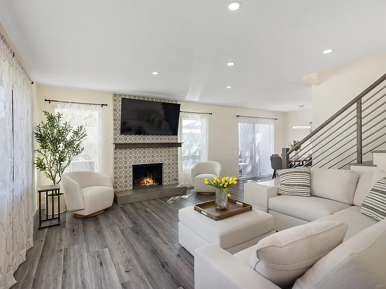 23351 Highcrest Rd — Photo 4