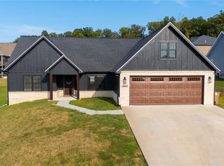 3612 Limestone Ln, Cape Girardeau, MO 63701