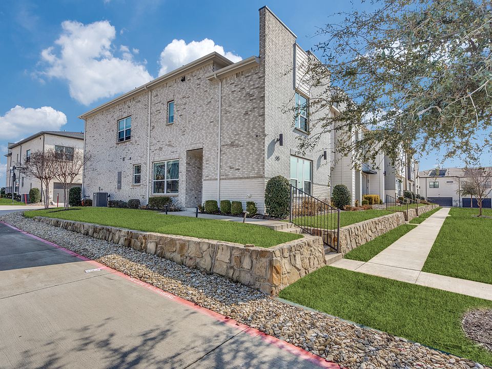1st image of 515 Wellborn Dr