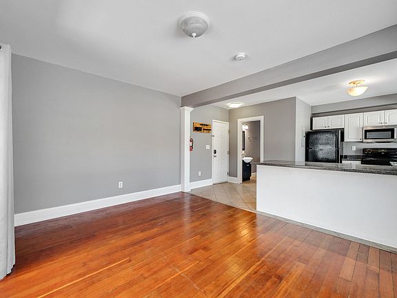 5th image of 32 South Main Street Unit 1