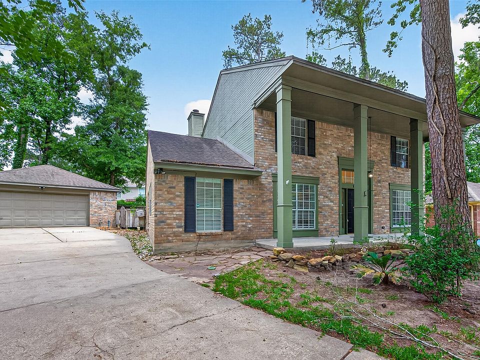 1st image of 106 Breezy Point Pl