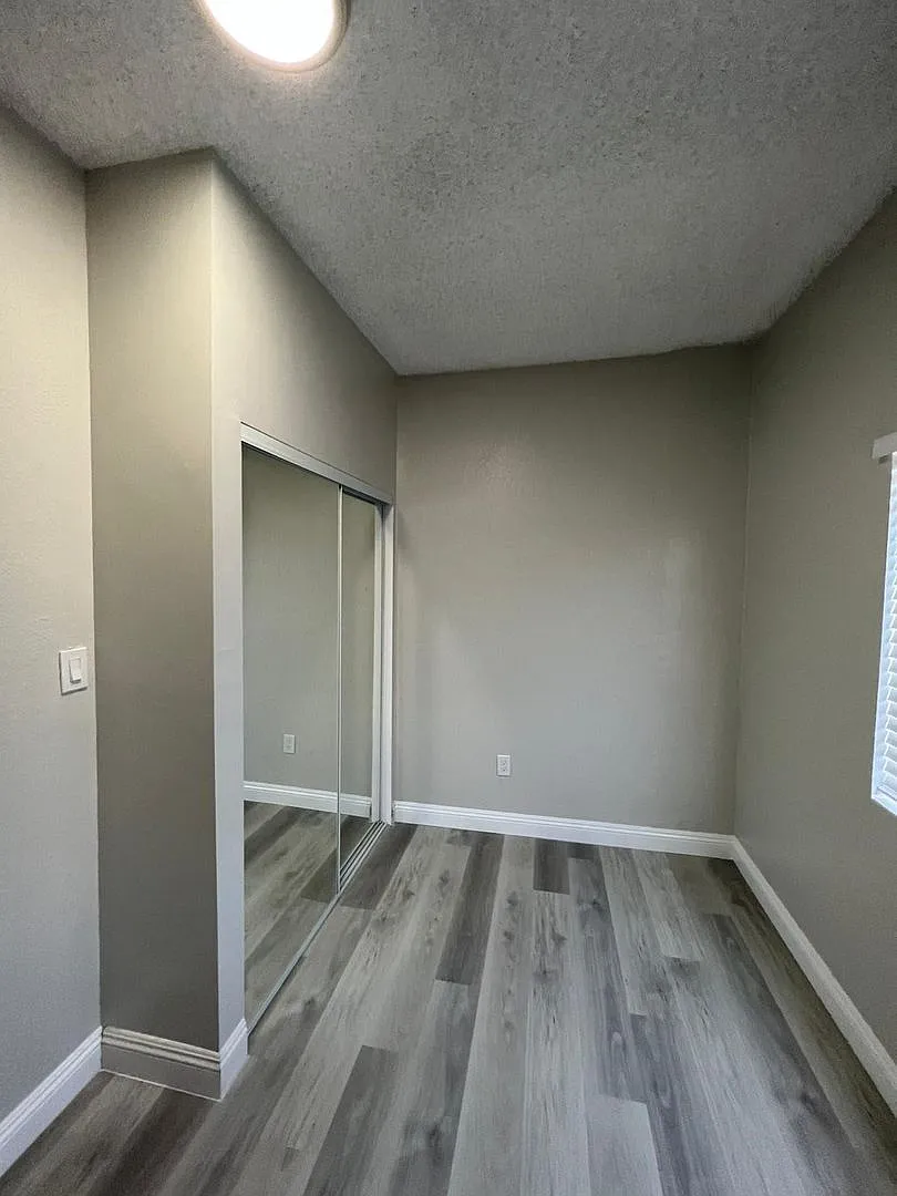 1 bed, 1.0 bath, 650 sqft, $1,900 — Photo 3