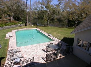 2098 Long Bow Ln, Clearwater, FL 33764