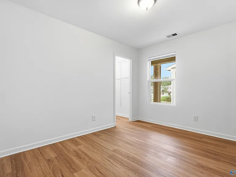 15328 Mill Valley Dr — Photo 17