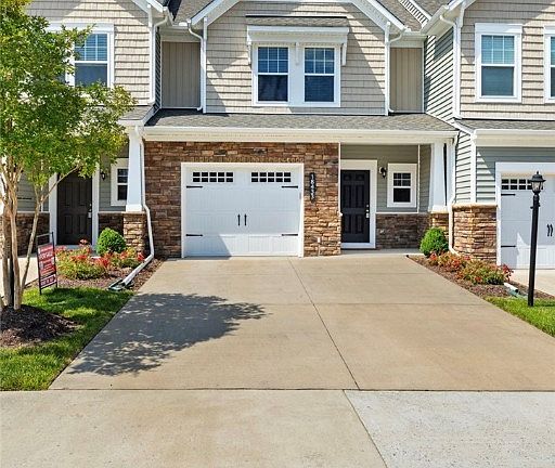 4th image of 18433 Palisades Ct