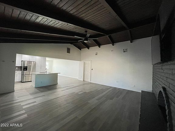 2nd image of 8340 W Glenrosa Ave