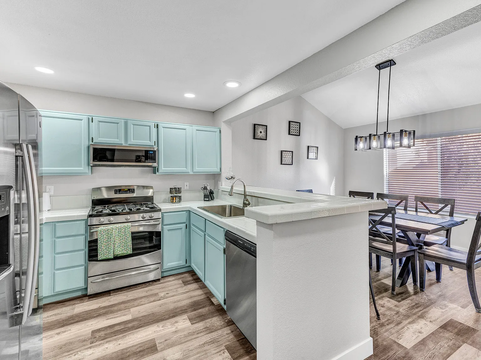 3 bed, $5,500 — Photo 4