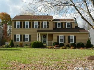 4338 Loveland Dr, Liverpool, NY 13090