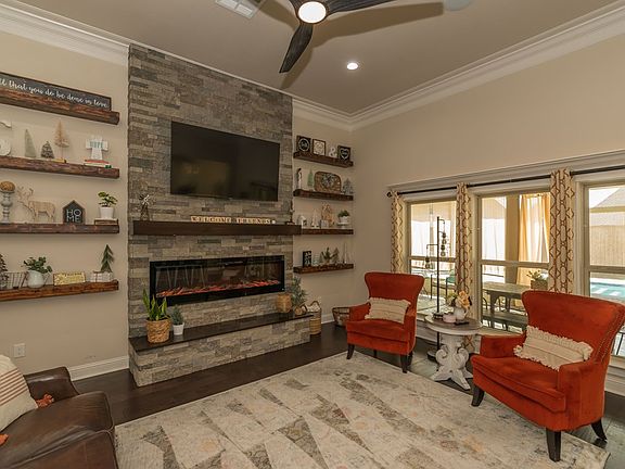 4th image of 160 Hidden Grove Ct