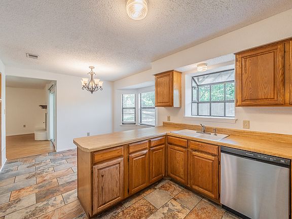 5th image of 700 Mann Ct