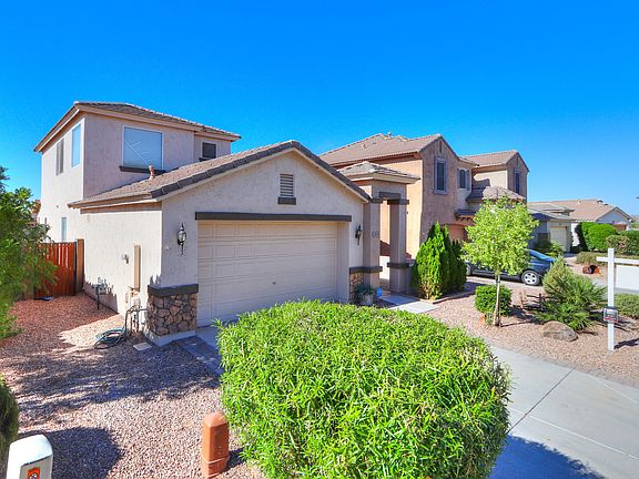 3rd image of 45291 W Sage Brush Dr