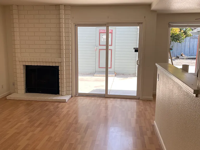 4430 Holt St — Photo 5