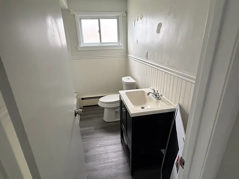 2025 Abbott Rd #2 — Photo 5