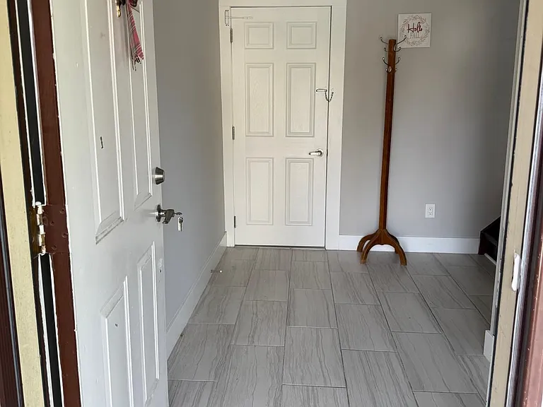 416 Cole Rd #UPPER — Photo 35