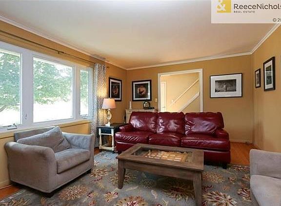 2nd image of 5024 Reinhardt Dr